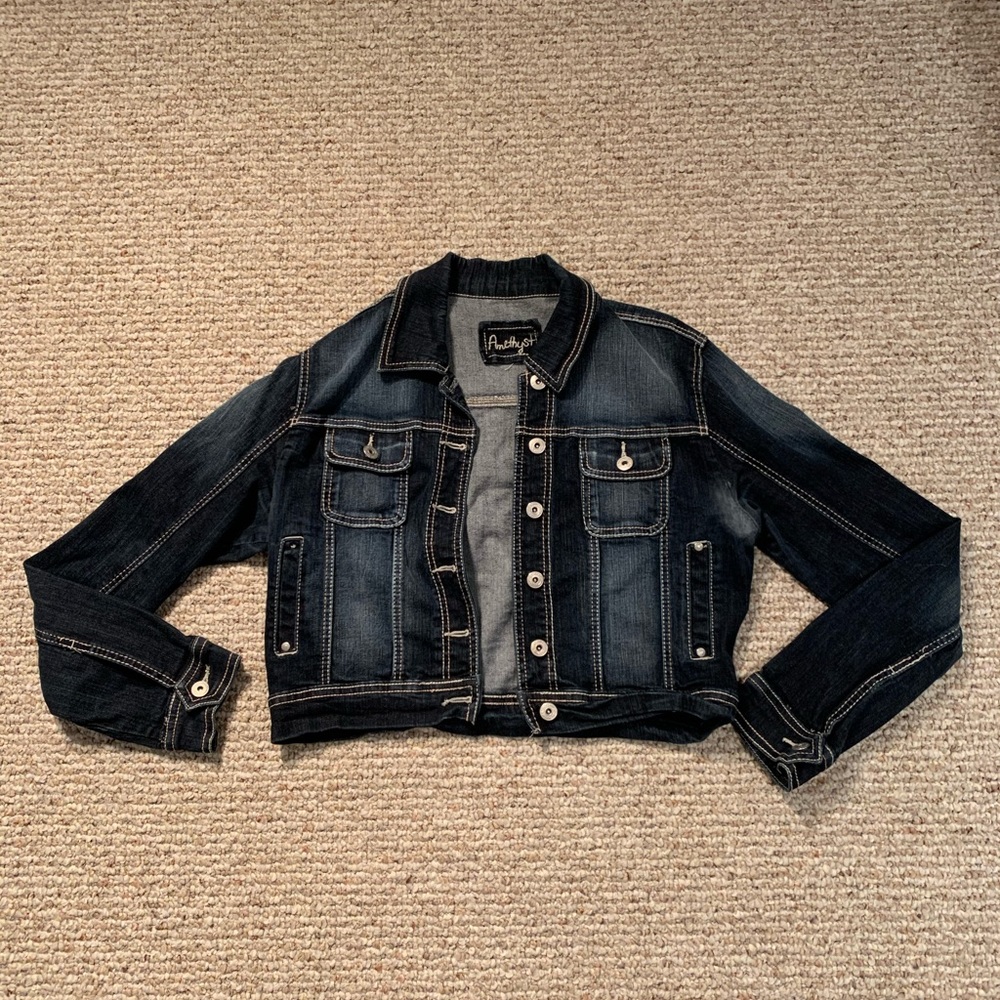 Amethyst cropped denim jacket!
